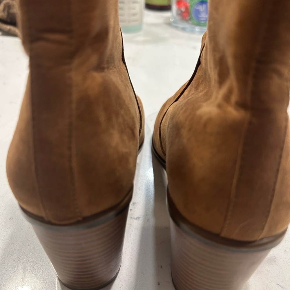 Bershka Camel Suede Boots With Zippers - Picture 3 of 5